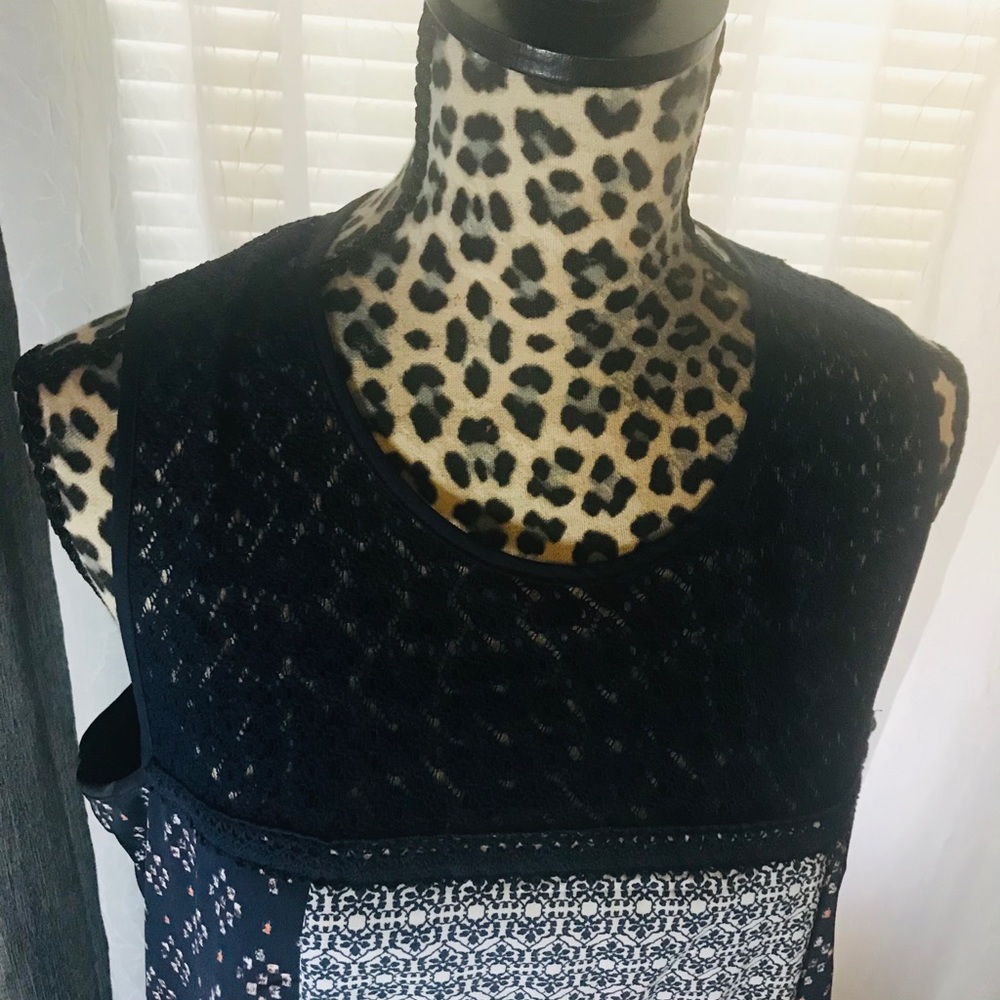 Women’s dress